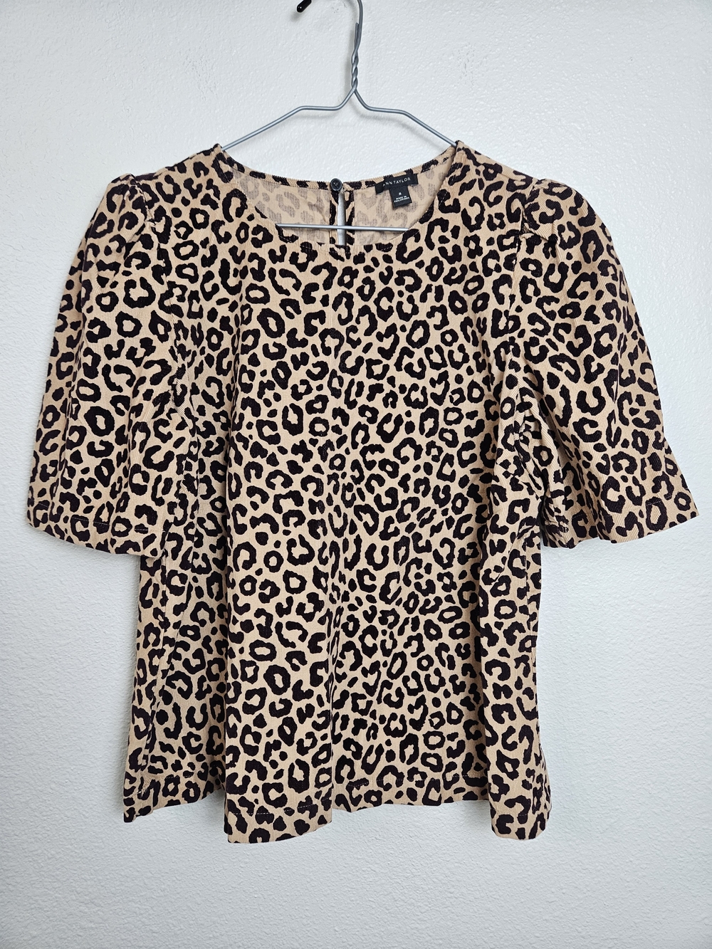 Ann Taylor Leopard Print Puff Sleeve Blouse - Medium